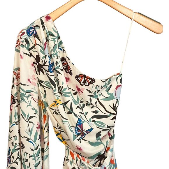 Elliatt Multi One Shoulder Bungalow Dress - Picture 4 of 15